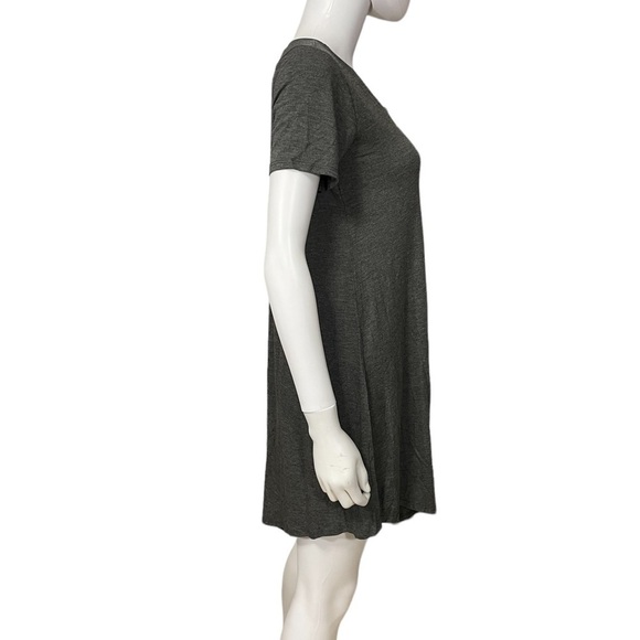 Gray Short Sleeve Shirt Mini Dress
New - Picture 5 of 8